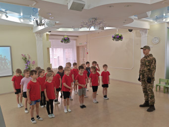 Отбор на Смотр песни и строя 0