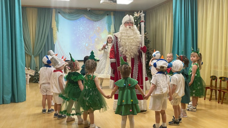 С новым 2025 годом 16